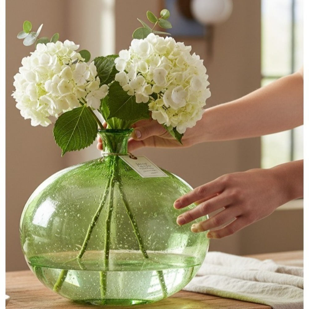 Hand Blown Green Art Glass Vase Bubble Oval‎ Bottle Italian Amici 10" Wide
